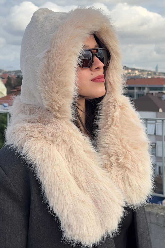 Kadın Kürklü Kapüşonlu Atkı