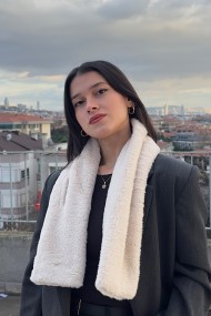 Hacimli Formlu Peluş Kadın Atkı