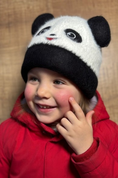 Çocuk Panda Figürlü Bere | Tüylü Kulaklı Kışlık Tasarım